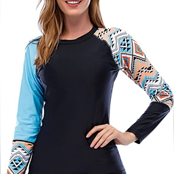 Women's rash guard shirts Swimsuits Long Sleeve top - Picture 1 of 5